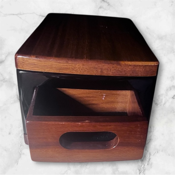 Lincoln Continental Black Walnut Jewelry Box - Picture 8 of 9